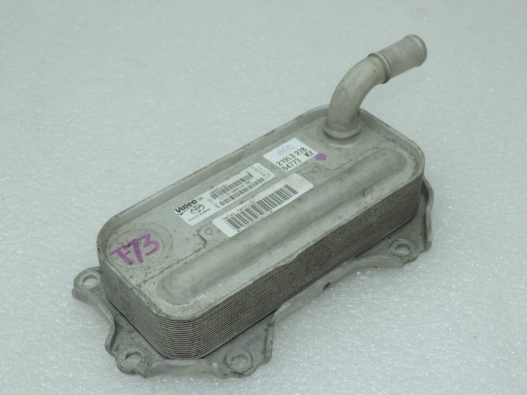 Oriģināls Toyota/Lexus 2.2d/2.0d 2ADFHV 2ADFTV 1ADFTV Motora eļļas dzesētājs 157100R010
