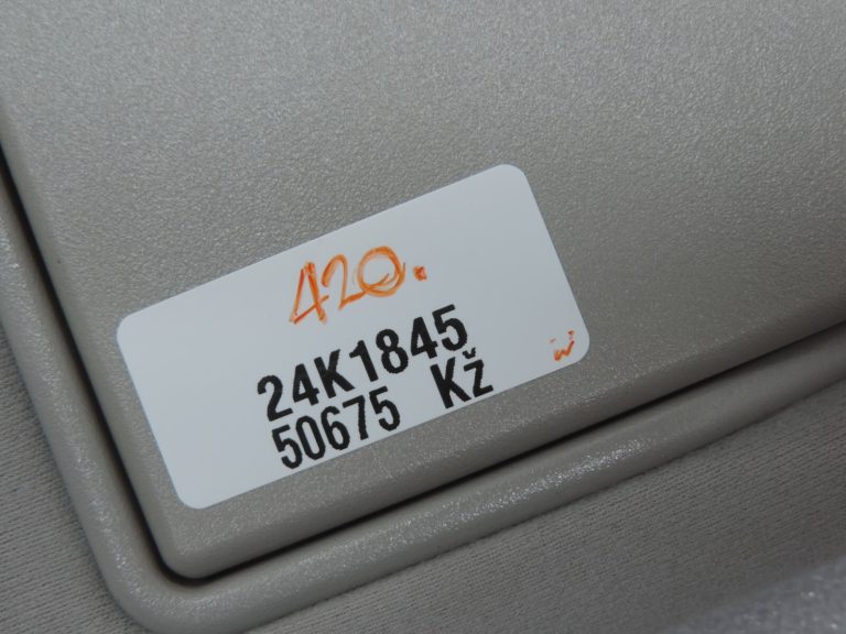 Oriģinālā Toyota Avensis T25 Saules aizsarglāze kreisā 7432005151B1 74320-05151-B1