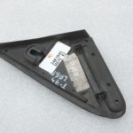 Oriģināls Toyota Avensis T25 priekšējo labās puses durvju trijstūra vāks 6011705010