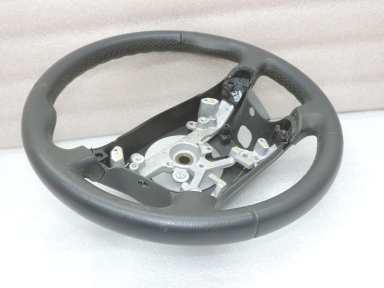 Oriģināls Toyota Avensis T25 stūres rats (bez slēdža) 4510005240B0 45100-05240-B0