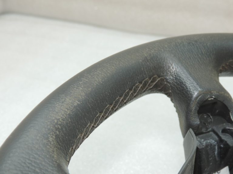 Oriģināls Toyota Avensis T25 stūres rats (bez slēdža) 4510005240B0 45100-05240-B0