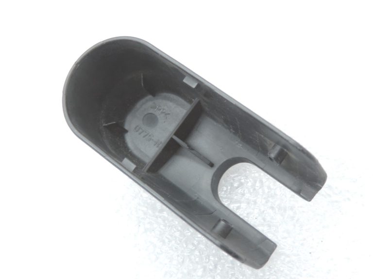 Oriģināls Toyota Avensis T25 aizmugurējā stikla tīrītāja sviras vāciņš 8529202030