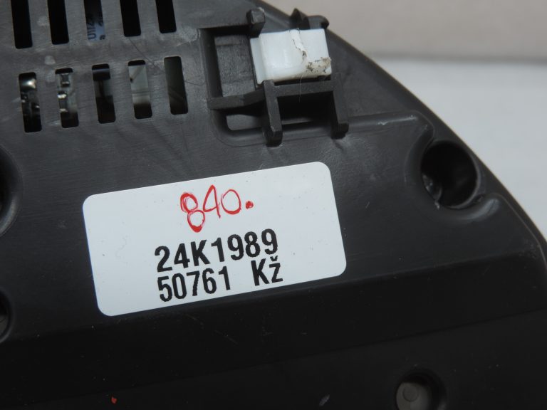 Oriģināls Toyota Avensis T25 dīzeļdegvielas spidometra mērinstrumentu klasteris 83800-05851 8380005851