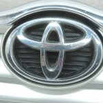 Oriģinālā Toyota Avensis T25 pirms facelift Radiatora režģis 531000505060B0