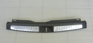 Genuine Toyota Avensis T25 estate load compartment cover