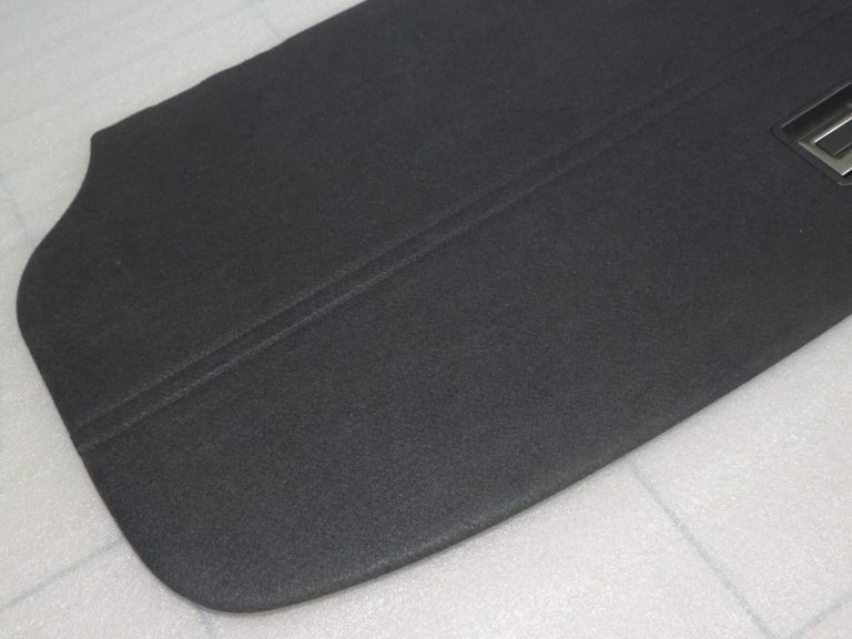 Oriģināls Toyota Avensis T25 kombi bagāžnieka grīdas segums 5840805020B0
