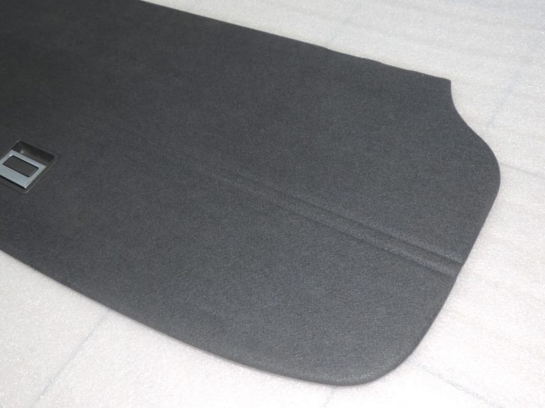 Oriģināls Toyota Avensis T25 kombi bagāžnieka grīdas segums 5840805020B0