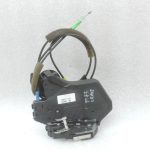Oriģinālā Toyota Avensis T25 Corolla E12 aizmugurējā kreisā durvju slēdzene 6906002102