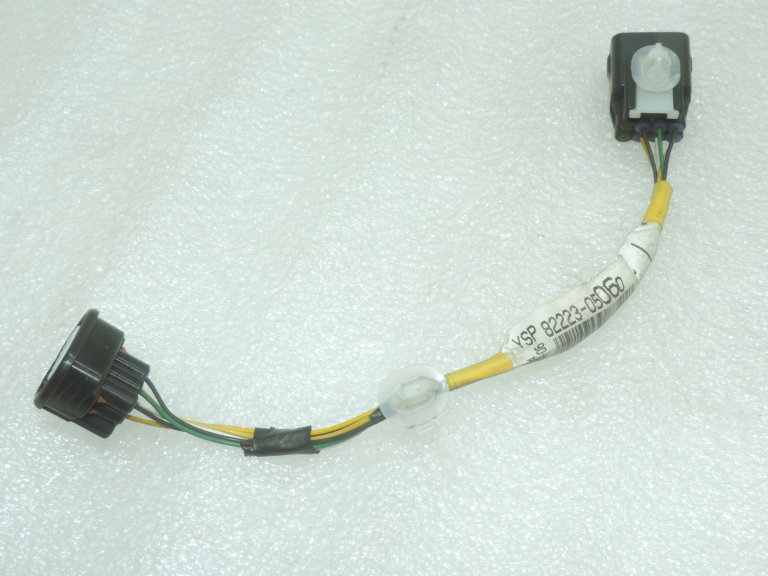 Oriģinālais Toyota Avensis T25 dīzeļdegvielas gāzes pedāļa vadu instalācijas kabelis 8222305060