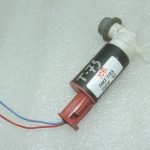 Oriģināls Toyota Avensis T25 aizmugurējais priekšējā stikla mazgāšanas sūknis 8534005011 85340-05011
