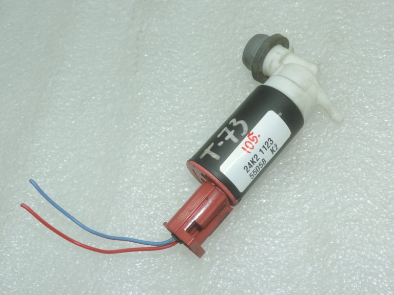 Oriģināls Toyota Avensis T25 aizmugurējais priekšējā stikla mazgāšanas sūknis 8534005011 85340-05011