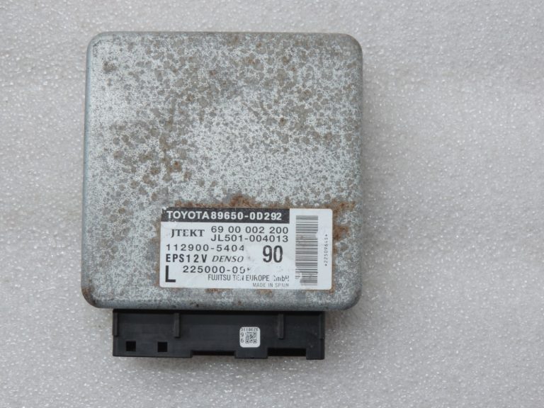 Oriģināls Toyota Yaris P13 stūres kolonnas vadības bloks ar elektrisko stūres pastiprinātāju