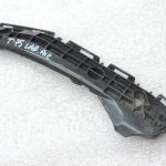 Oriģināls 2012-2014 Toyota Yaris P13 Aizmugurējā bampera kronšteins labajā pusē
