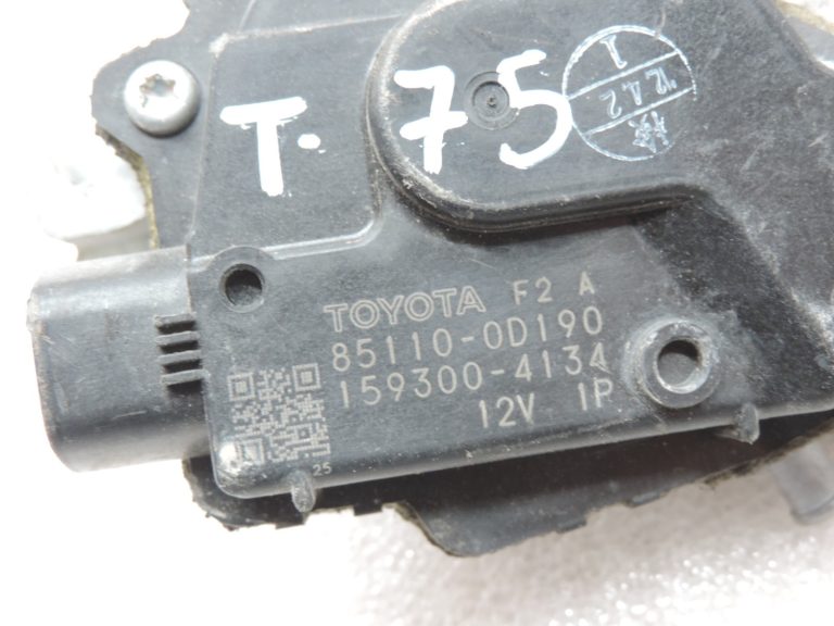 Oriģināls 2012-2020 Toyota Yaris P13 priekšējais tīrītāja motors Vējstikla tīrītāja motors