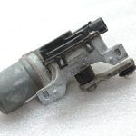 Oriģināls 2012-2020 Toyota Yaris P13 priekšējais tīrītāja motors Vējstikla tīrītāja motors