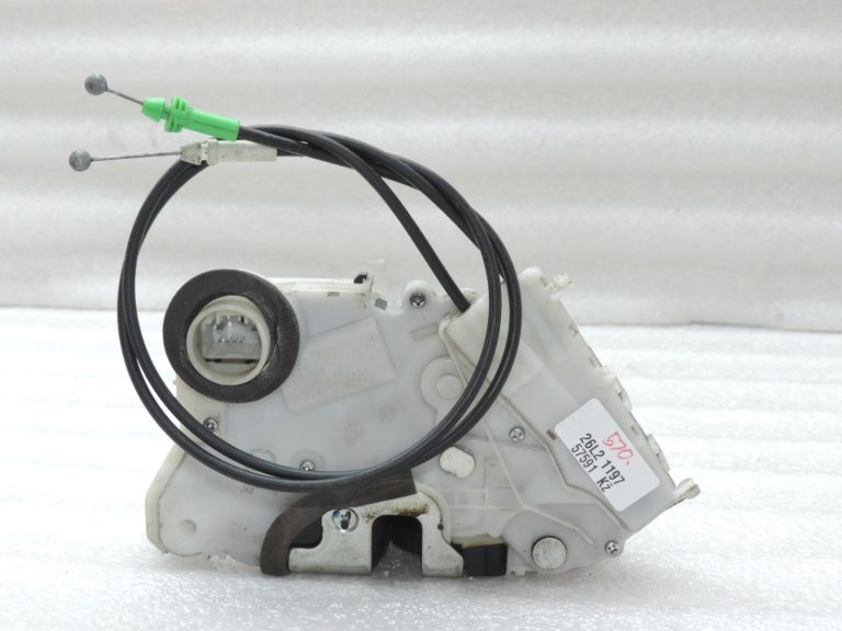Oriģinālais 2005-2014 Toyota Yaris P9/P13 durvju slēdzene priekšējā kreisā pusē