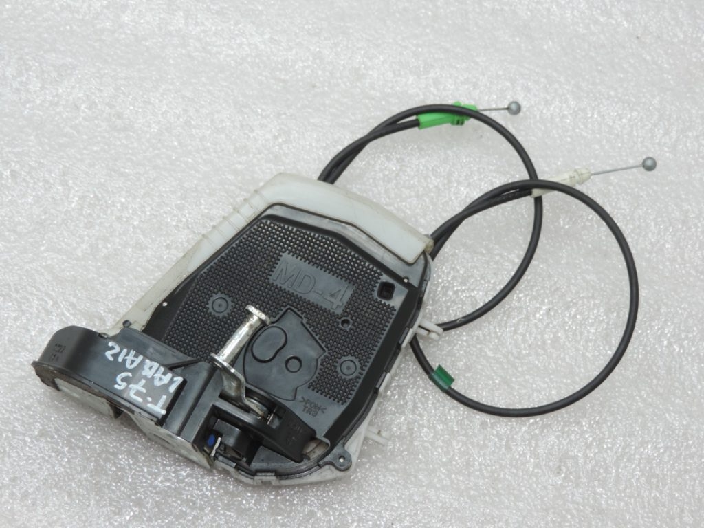 Genuine 2012-2014 Toyota Yaris P13 Rear right door lock