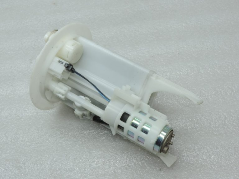Oriģinālais 2012-2020 Toyota Yaris P13 1.3 VVT-i degvielas sūknis (bez degvielas sūtītāja)