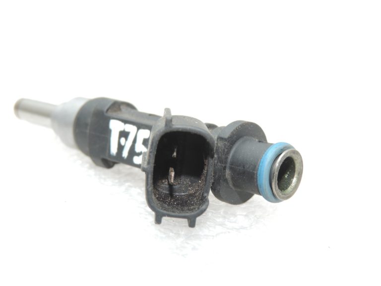 Oriģinālā 2005-2020 Toyota Yaris P9/P13 1.3 VVT-i Inžektora sprausla