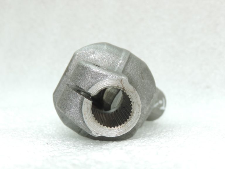 Oriģināls Toyota Yaris P13 stūres statņa universālais savienojums 452200D010