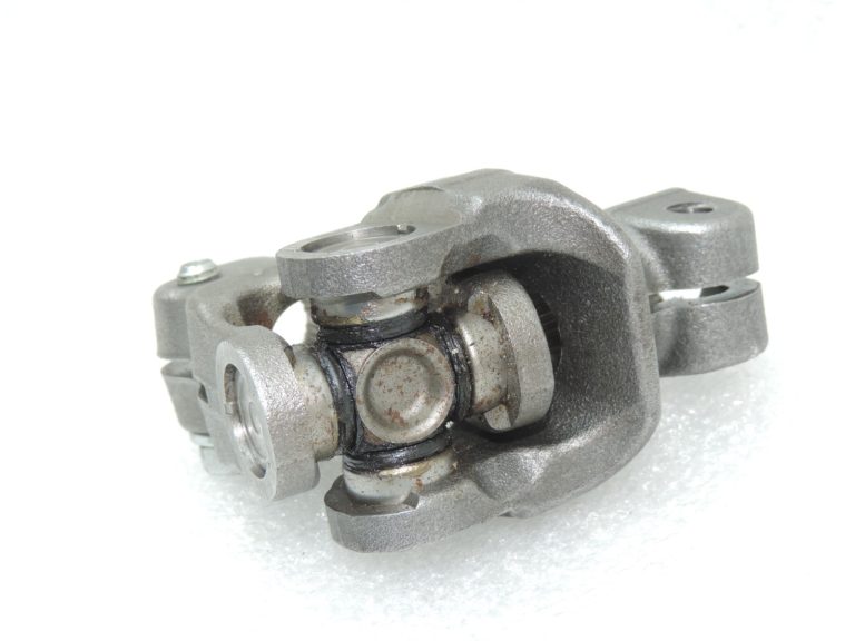 Oriģināls Toyota Yaris P13 stūres statņa universālais savienojums 452200D010