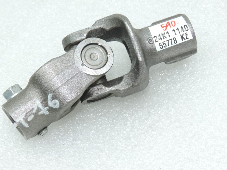 Oriģināls Toyota Yaris P13 stūres statņa universālais savienojums 452200D010