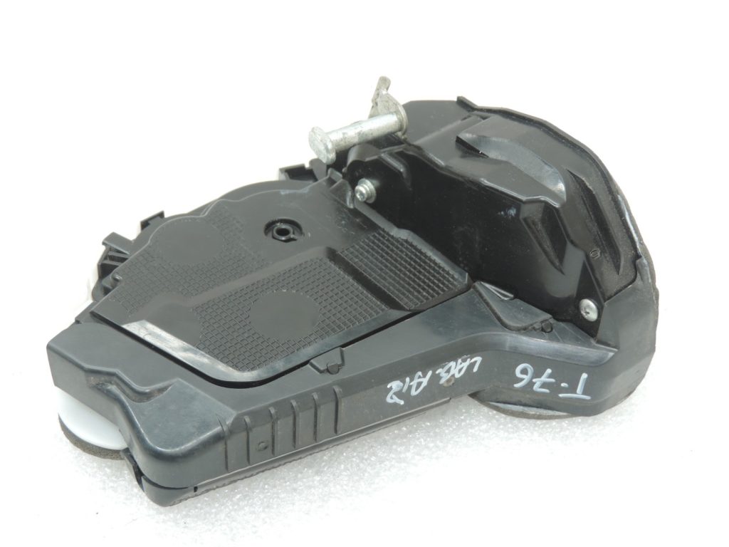Genuine 2014-2020 Toyota Yaris P13 Rear right door lock 690500D310