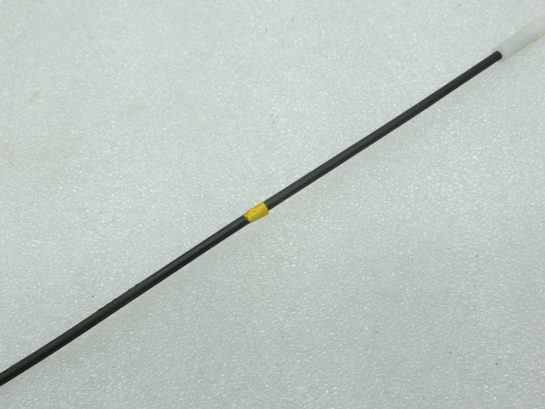 Oriģināls Toyota Yaris P13 aizmugurējās labās puses durvju slēdzenes trose 697700D190