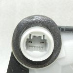 Oriģinālā Toyota Yaris P13 priekšējo kreiso durvju slēdzene 690400D520