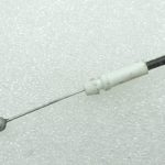 Oriģināls Toyota Yaris P13 priekšējo kreiso durvju slēdzenes trose 697100D170