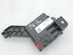Oriģināls Toyota Yaris P13 gaisa kondicionēšanas vadības bloks 886500D712