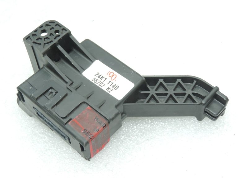 Oriģināls Toyota Yaris P13 gaisa kondicionēšanas vadības bloks 886500D712
