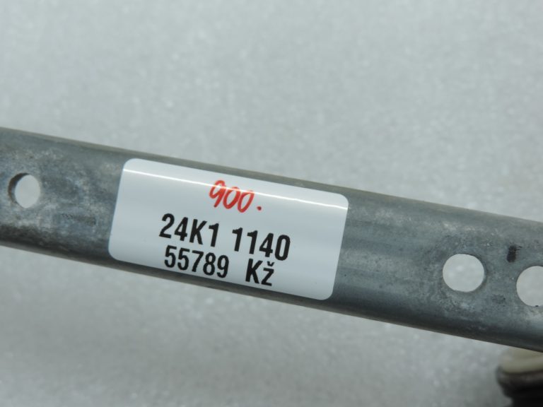 Oriģināls 2014 – 2020 Toyota Yaris P13 vējstikla tīrītāju savienojums 851500D180