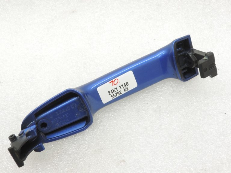 Oriģinālā Toyota Yaris P13 priekšējo/aizmugurējo ārdurvju rokturis Nebula Blue 8X2