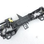 Oriģināls Toyota Yaris P13 priekšējais kreisais durvju rokturis 692020D070