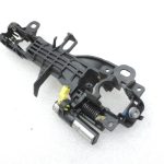 Oriģināls Toyota Yaris P13 priekšējais kreisais durvju rokturis 692020D070