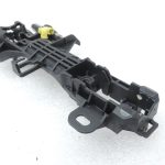 Oriģināls Toyota Yaris P13 priekšējais kreisais durvju rokturis 692020D070