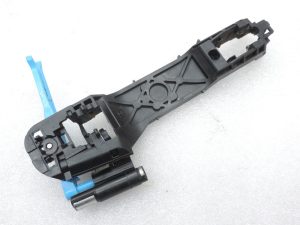 Oriģināls Toyota Yaris P13 2014-2020 aizmugurējais kreisais durvju rokturis 692040D090