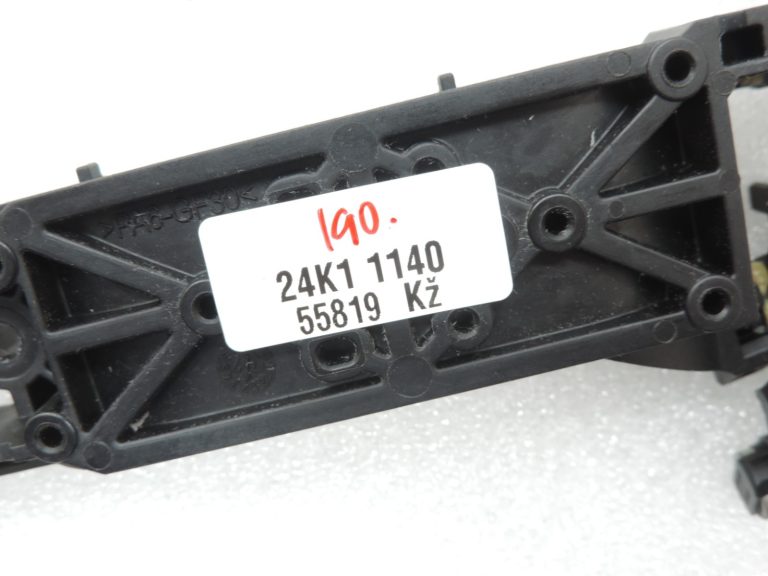 Oriģināls Toyota Yaris P13 2014-2020 aizmugurējais kreisais durvju rokturis 692040D090