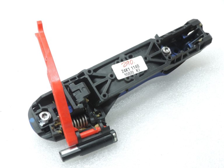 Oriģinālā Toyota Yaris P13 2014 – 2020 aizmugurējā labās puses durvju rokturis, miglaini zils (8X2)
