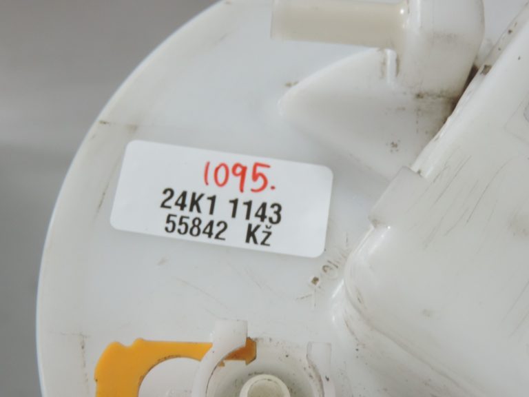 Oriģināls Toyota Yaris P13 1.5 Hybrid degvielas sūknis 777040D070