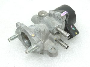 Oriģinālais 2014-2020 Toyota Yaris P13 1.5 Hybrid EGR vārsts 2562047030
