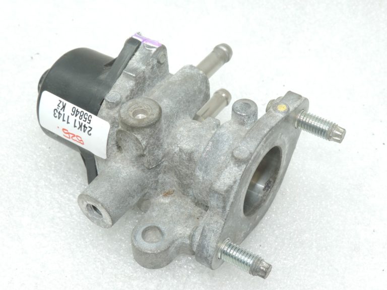Oriģinālais 2014-2020 Toyota Yaris P13 1.5 Hybrid EGR vārsts 2562047030