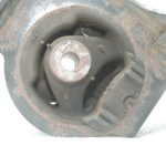 Oriģināls Toyota Yaris P13 1.5 Hybrid dzinēja stiprinājums kreisajā pusē 123720Y150