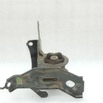 Oriģināls Toyota Yaris P13 1.5 Hybrid dzinēja stiprinājums kreisajā pusē 123720Y150