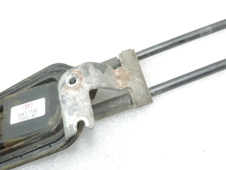 Oriģināls 2014-2020 Toyota Yaris P13 1.5 Hybrid 6 pakāpju manuālās pārnesumkārbas pārslēgšanas trose