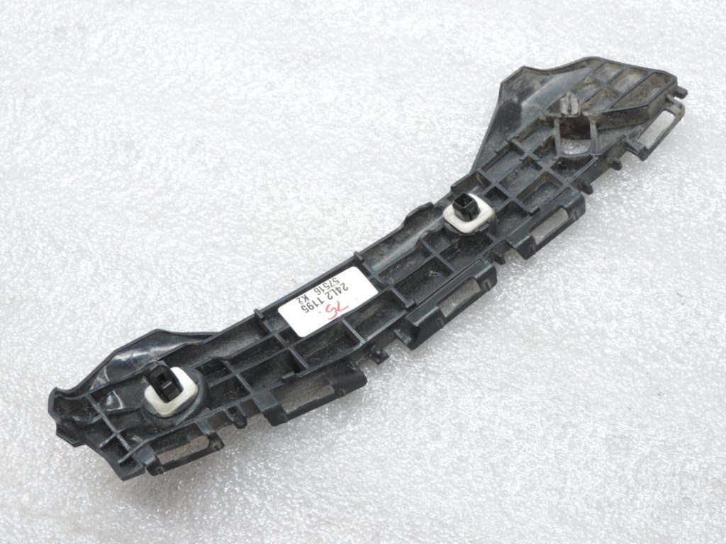 Genuine 2017-2020 Yaris P13 Rear bumper bracket right 525750D460