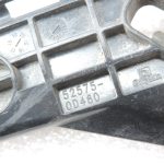 Oriģināls 2017-2020 Yaris P13 Aizmugurējā bampera kronšteins 525750D460