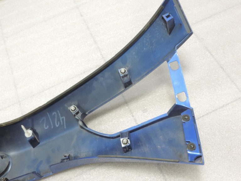 2014-2020 Toyota Yaris P13 aizmugurējo durvju apdare, miglaini zila (8X2) 768010D922