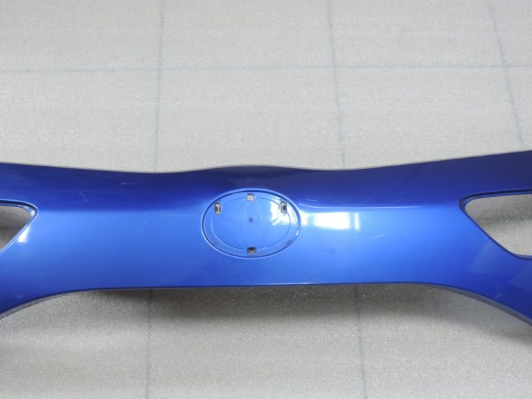 2014-2020 Toyota Yaris P13 aizmugurējo durvju apdare, miglaini zila (8X2) 768010D922